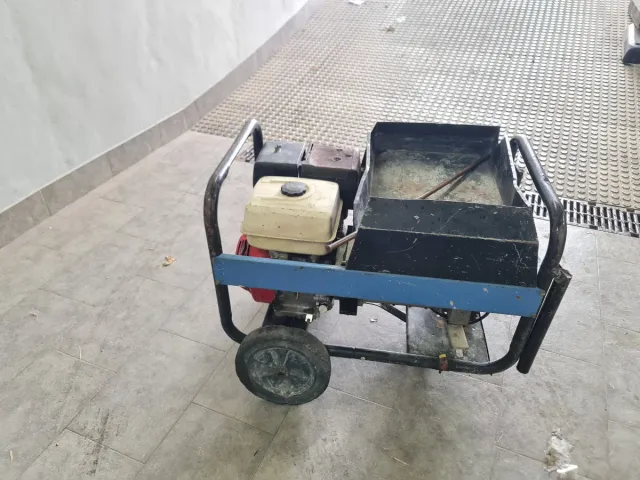 Motosoldadora y Generador EW 200 DC Honda