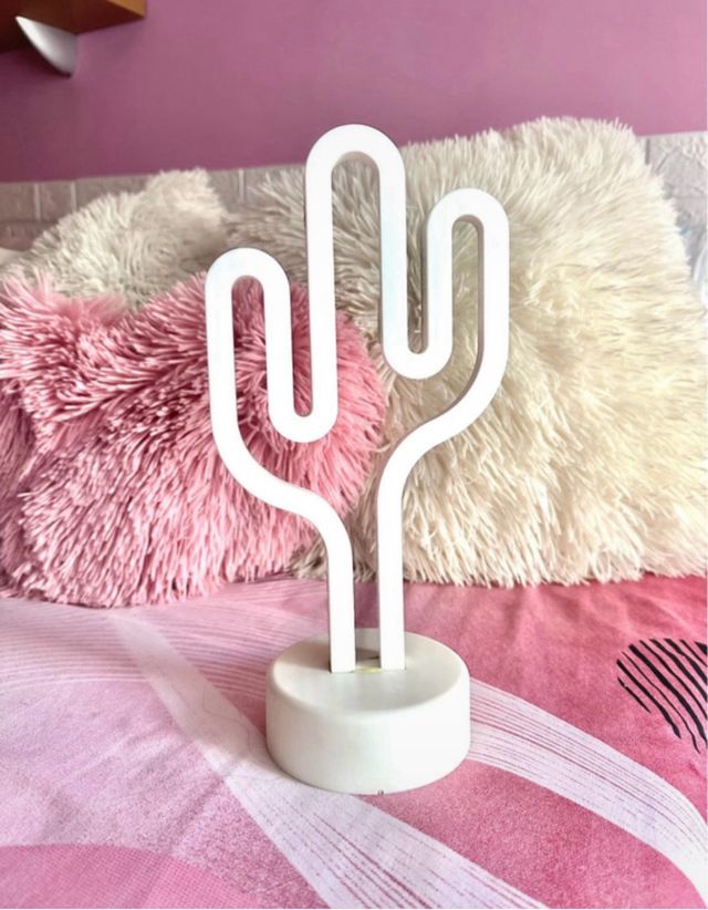 Lámpara Cactus Neón LED