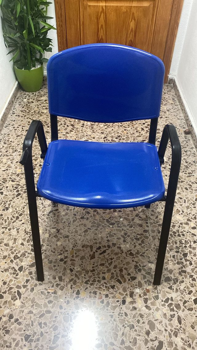 Sillas de aula azules y negras varias unidades