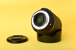 Nikon 18-140mm VR AF-S DX Objetivo Todo Terreno