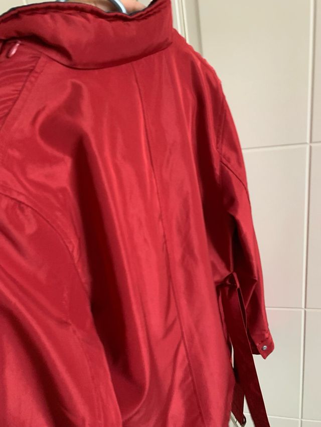 Giacca mezza stagione rossa nylon