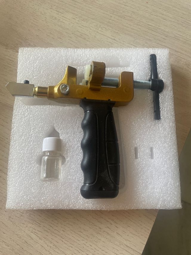 Cortador manual de vidrio y azulejos