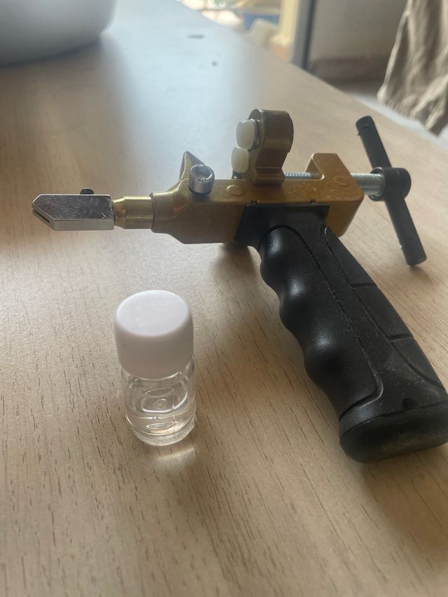 Cortador manual de vidrio y azulejos