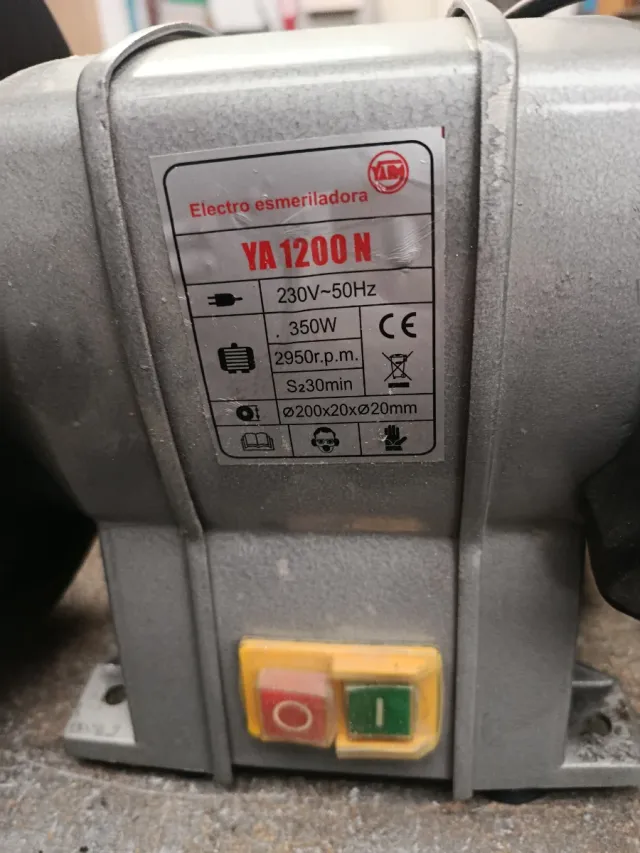 Esmeriladora Yaim 350W