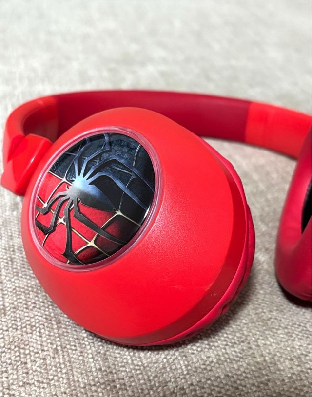 Auriculares Rojos con Diseño Spiderman