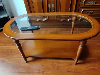 Mesa auxiliar salón madera y cristal