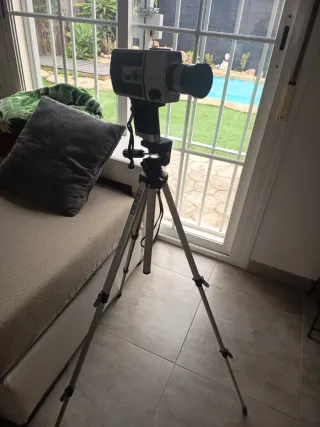 Trípode Heiwa HS 101 y  cámara super 8Loadmatic MP