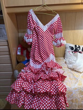 Traje de flamenca rojo y blanco