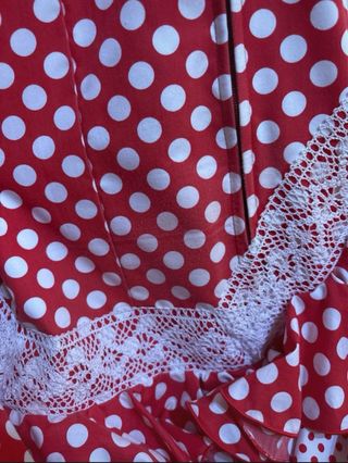Traje de flamenca rojo y blanco