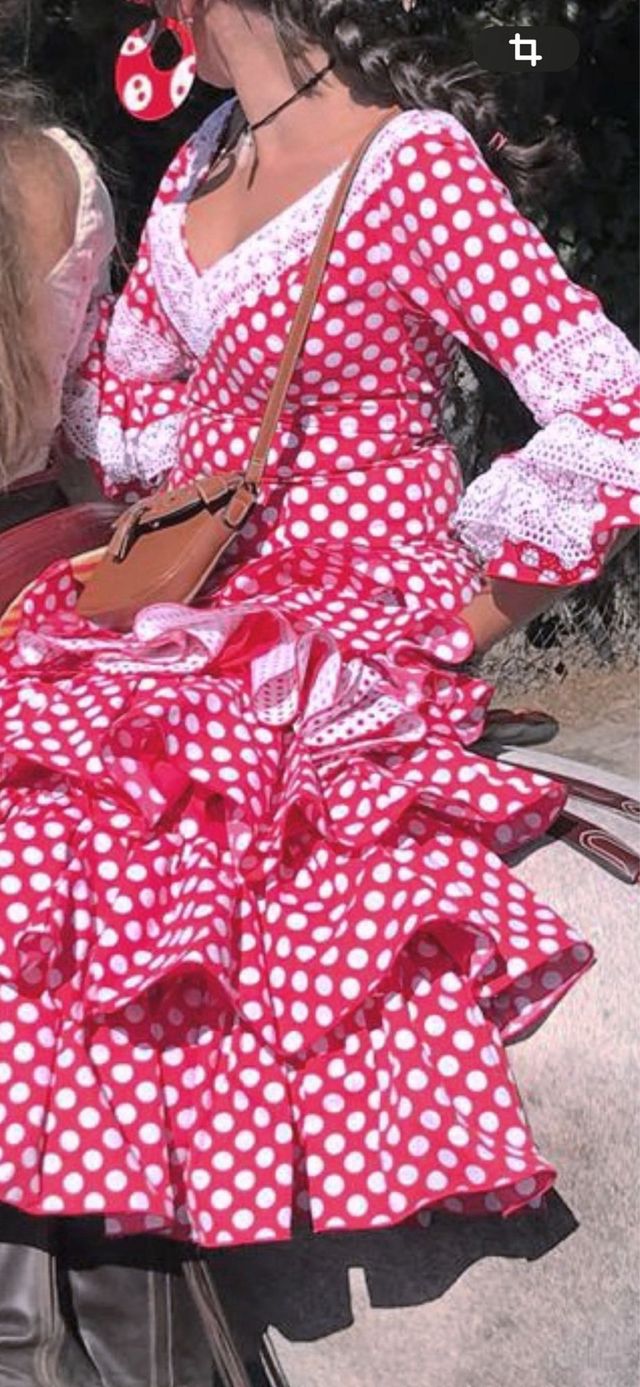 Traje de flamenca rojo y blanco