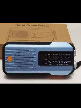 Radio Linterna Batería Externa 3 en 1