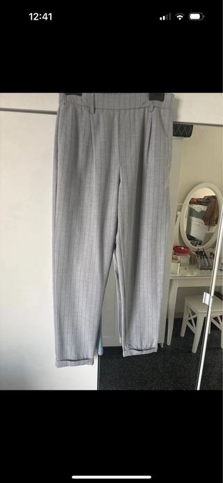 Pantalones grises tiro alto talla S