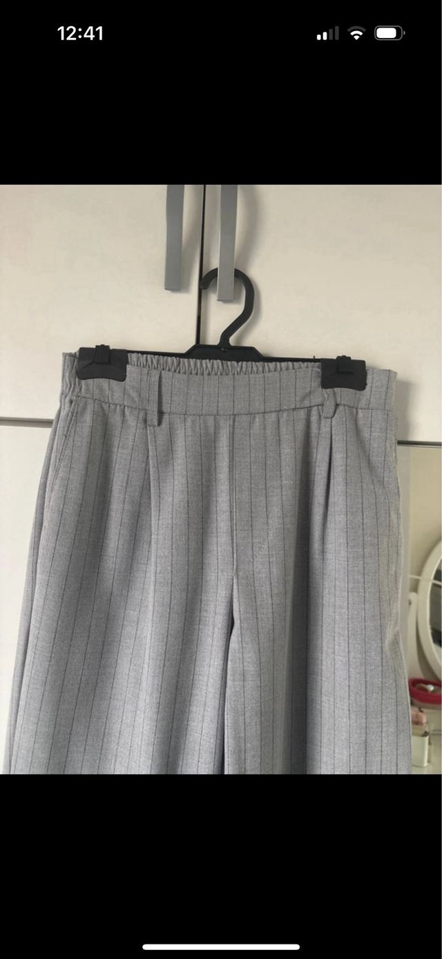 Pantalones grises tiro alto talla S