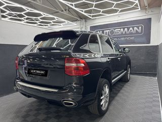 Porsche Cayenne 2010
