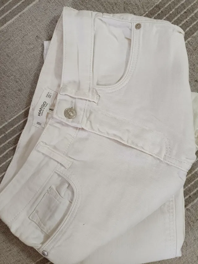 Falda Bershka floral azul y verde talla S