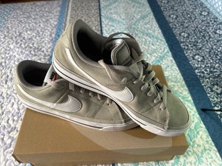 Zapatillas Nike Court Legacy Suede Beige