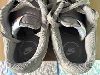 Zapatillas Nike Court Legacy Suede Beige