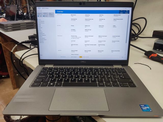 Dell Latitude 5320 Computer Portatile