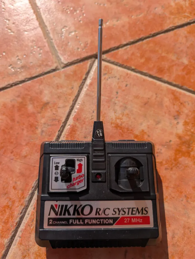 Coche RC Nikko Dominator 2 Vintage Años 90