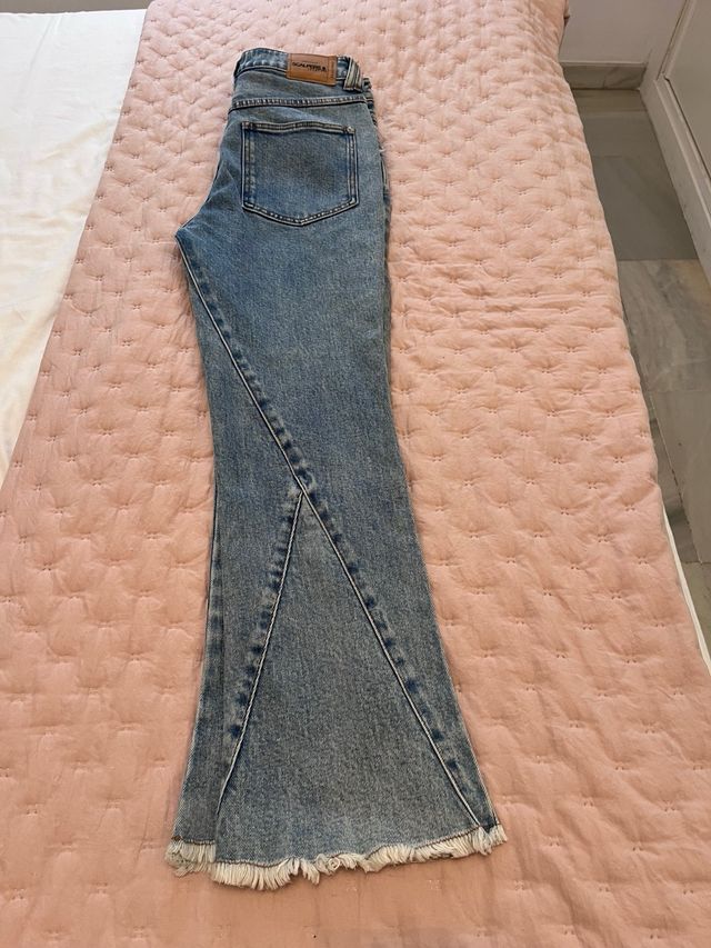 Pantalón vaquero Scalpers campana