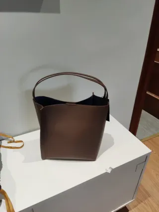 Bolso de piel de Adolfo Domínguez Marrón y Azul