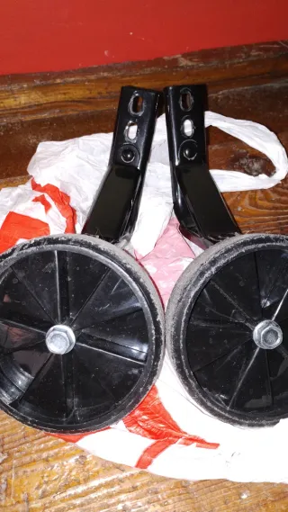 Bicicleta infantil 16 MITICAL roja.