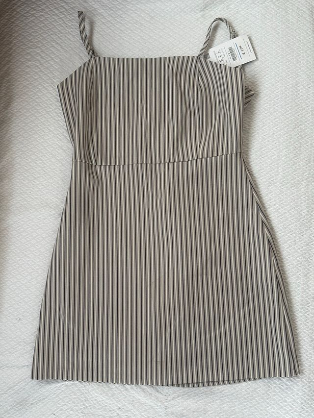 Vestido de rayas beige y gris