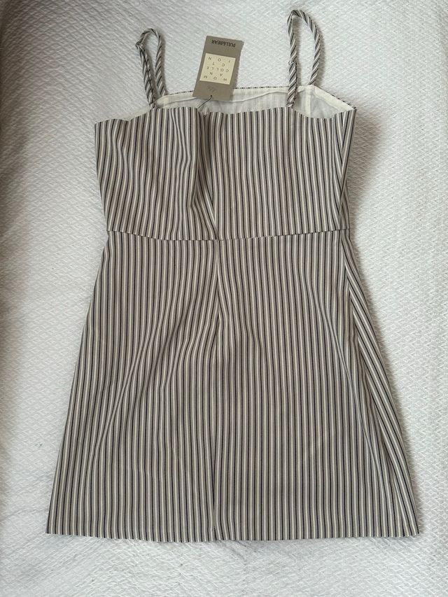 Vestido de rayas beige y gris