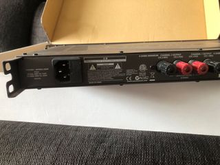Amplificador Samson Servo 120a Negro