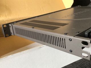 Amplificador Samson Servo 120a Negro