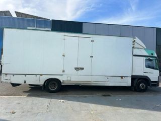 MERCEDES-BENZ ATEGO 1528 (2001) – 50 m³ – 280 CV