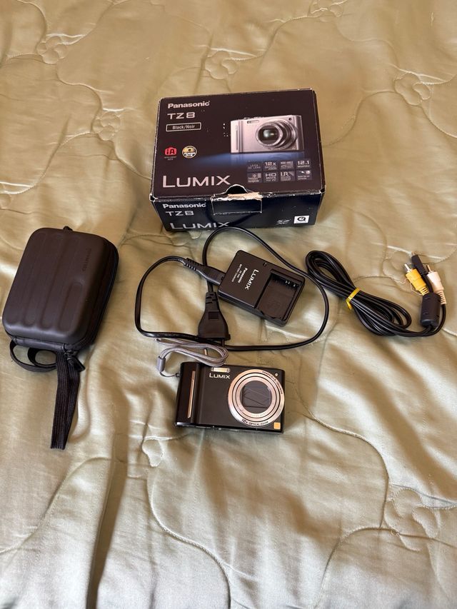 Cámara Panasonic Lumix DMC TZ8 Negra
