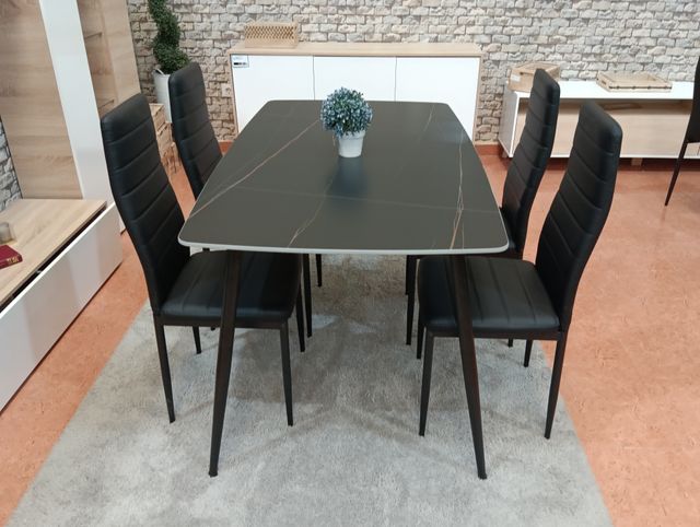 Mesa 120cm y 4 sillas , Ofertón!