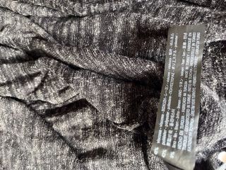 Jersey Zara gris talla S pero es grande