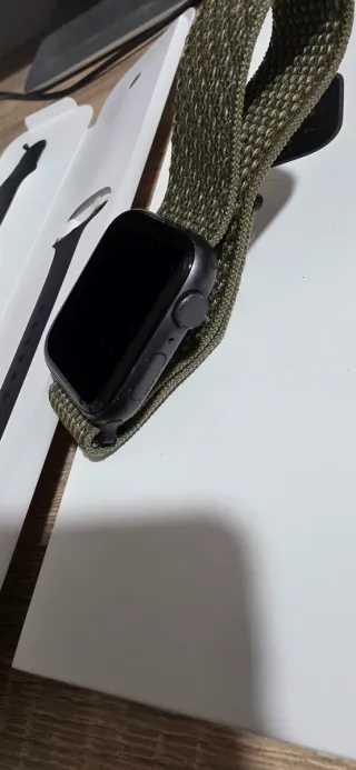 Apple Watch SE 44mm Negro