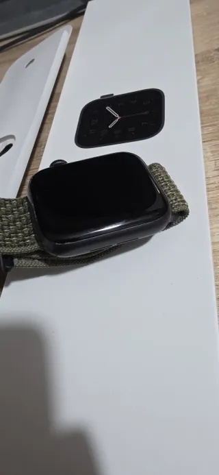 Apple Watch SE 44mm Negro