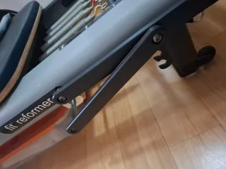 Reformer Peak Pilates y accesorios