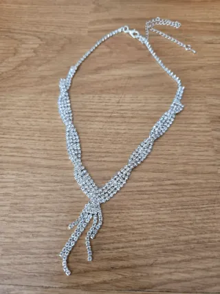 Conjunto de collar y pulsera. NUEVO