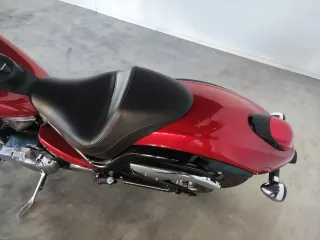 Kawasaki Vulcan Custom Roja