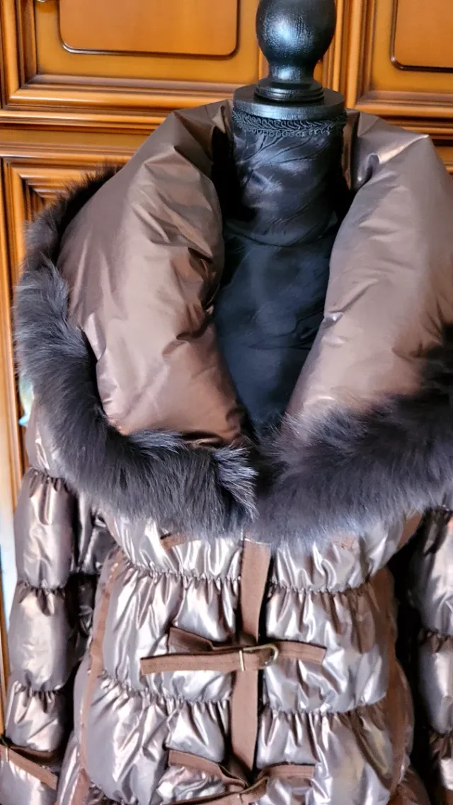 Piumino donna con pelliccia ecologica