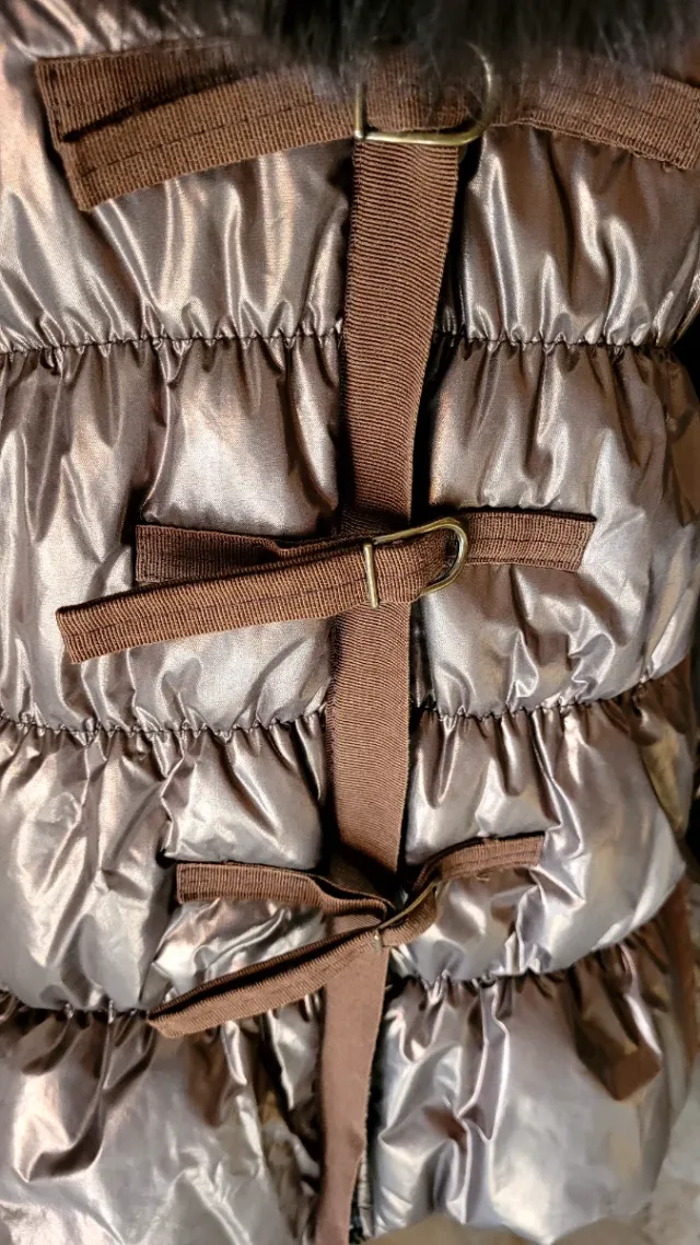 Piumino donna con pelliccia ecologica