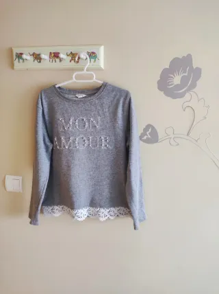 Preciosa Sudadera Springfield Mon Amour Talla M