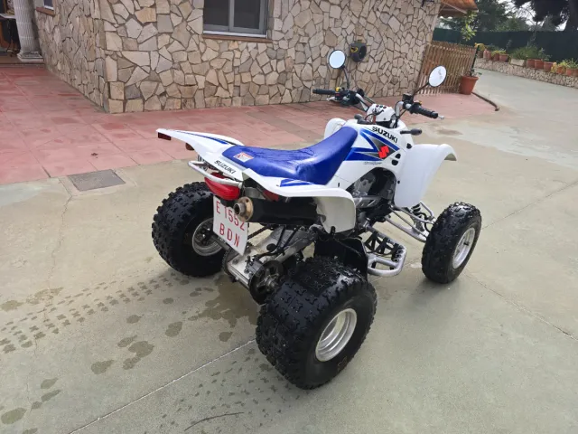 QUAD SUZUKI LTZ 400