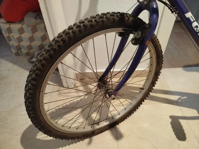 Bicicleta FORCE F601 para restaurar