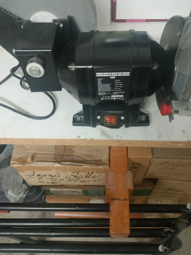 Afilador de banco 250W