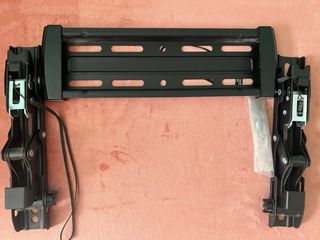 Televisión Airis 19 + Soporte Pared Evo-22T