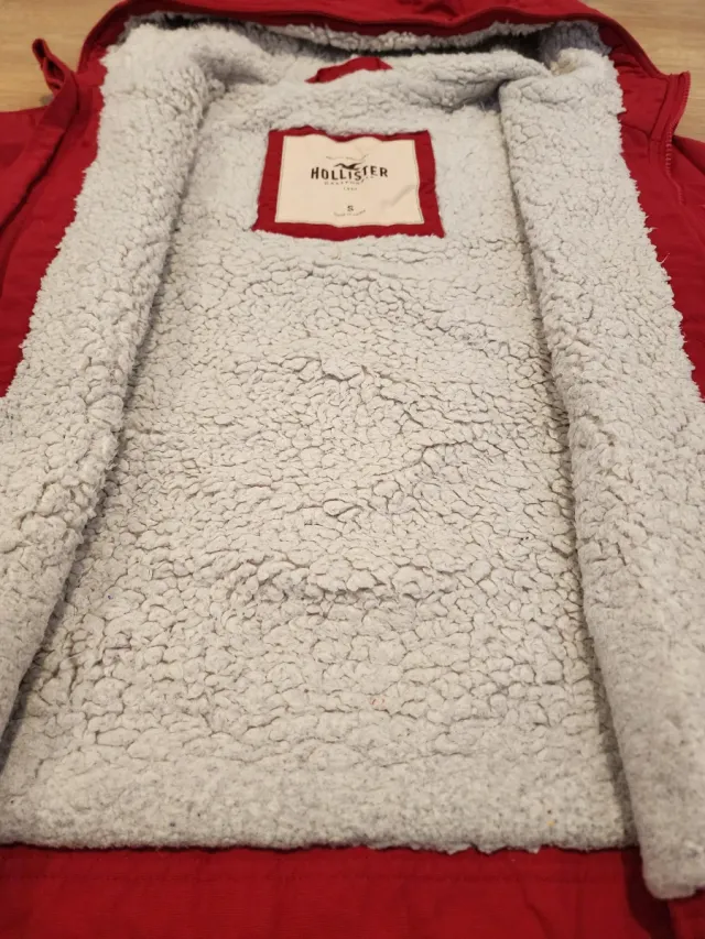 Abrigo Hollister Rojo Interior Borrego