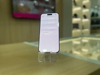 iPhone 16 Pro Max 256 GB cómo nuevo