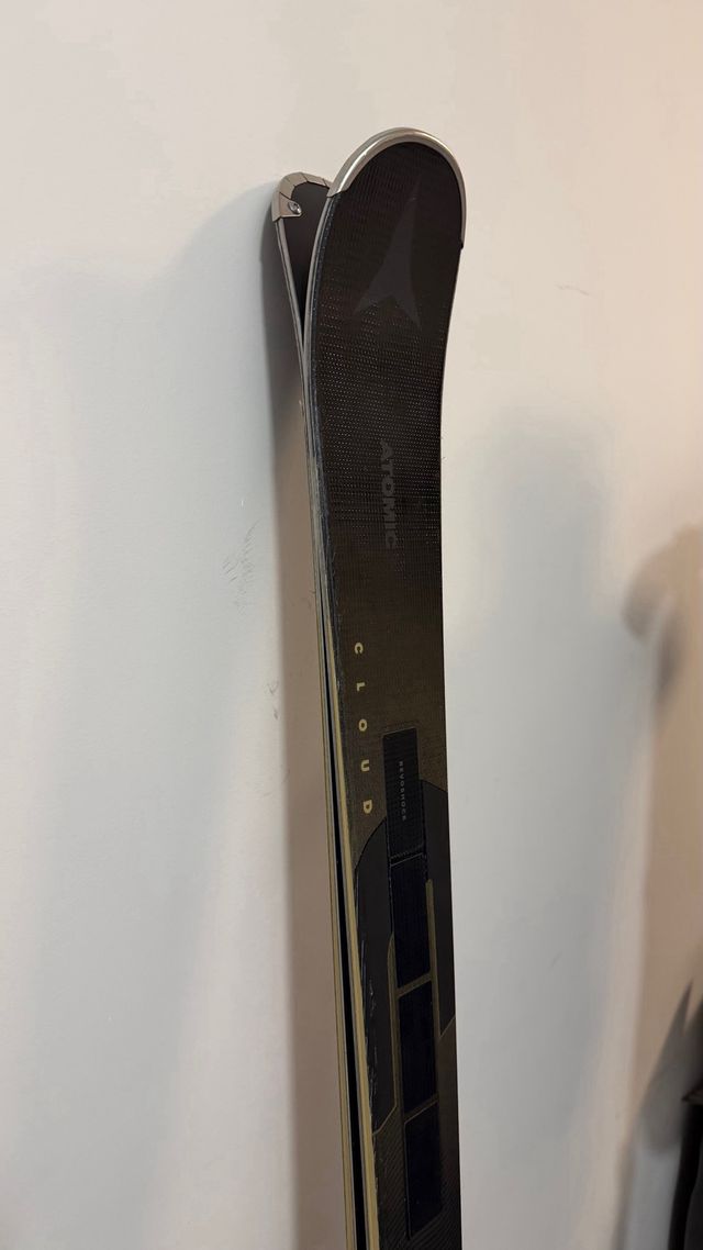 Atomic Cloud C12 161cm Esquís