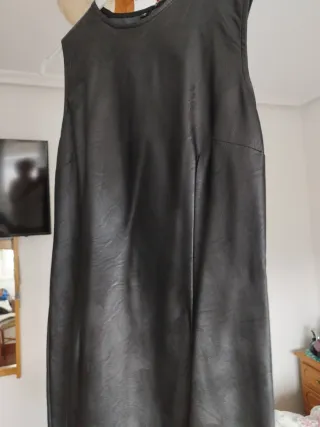 Vestido negro piel sintética talla M/38 nuevo